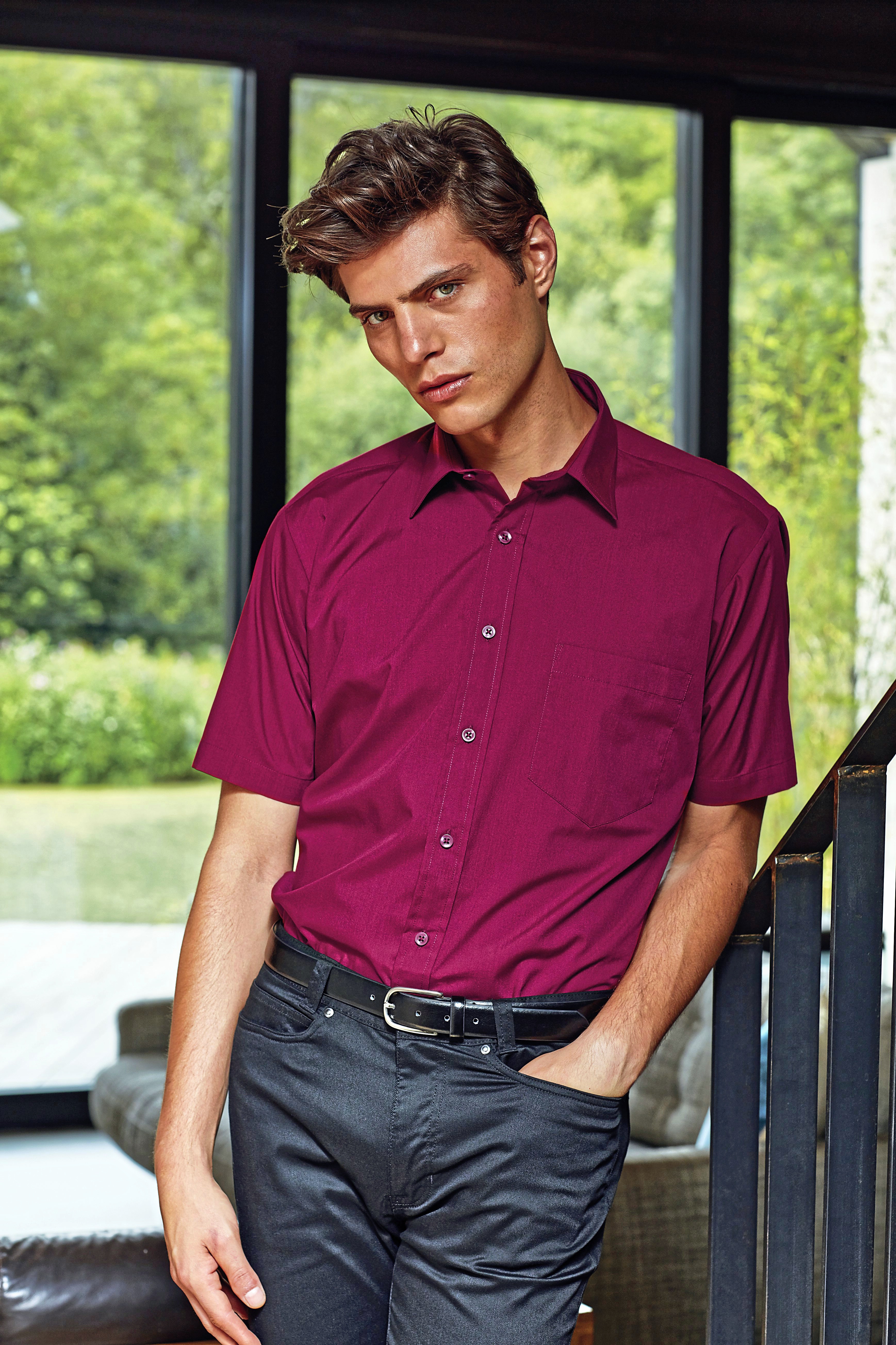 Men´s Poplin Short Sleeve Shirt / Hemd